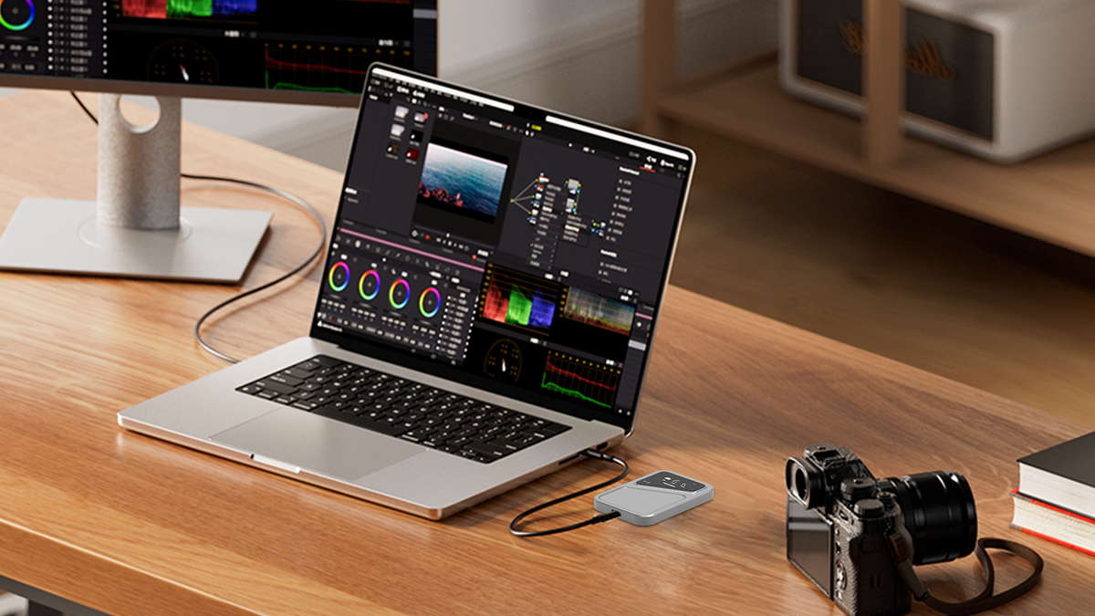 FanX Drive X3 vs External Hard Drive: Why FanX X3 Is Different？